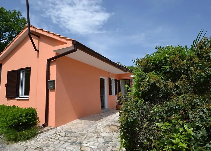Franjo-1 By Interhome *