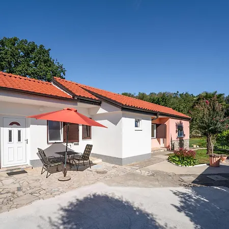 Franjo-1 By Interhome *
